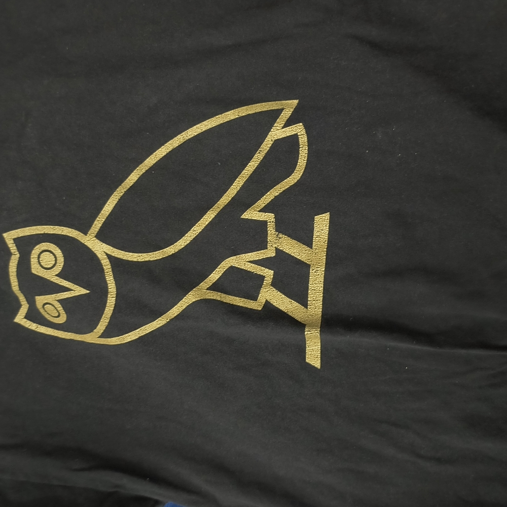 Octobers Very Own 2016 Black T-Shirt with Gold Owl Design Medium